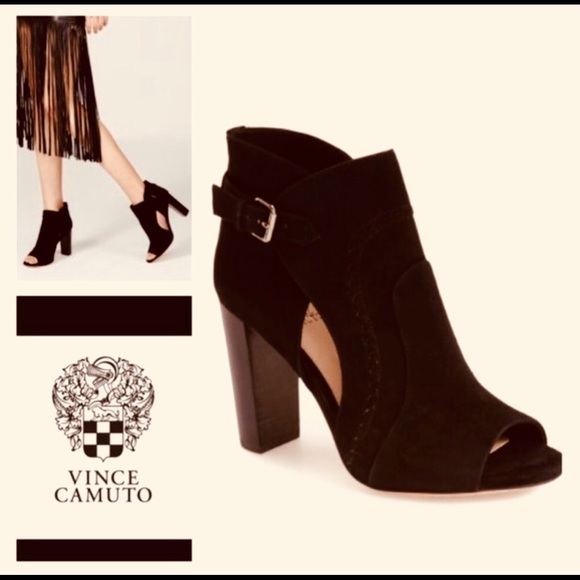 Vince Camuto Shoes -  Vince Camuto “Conley Buckle” Open Toe 